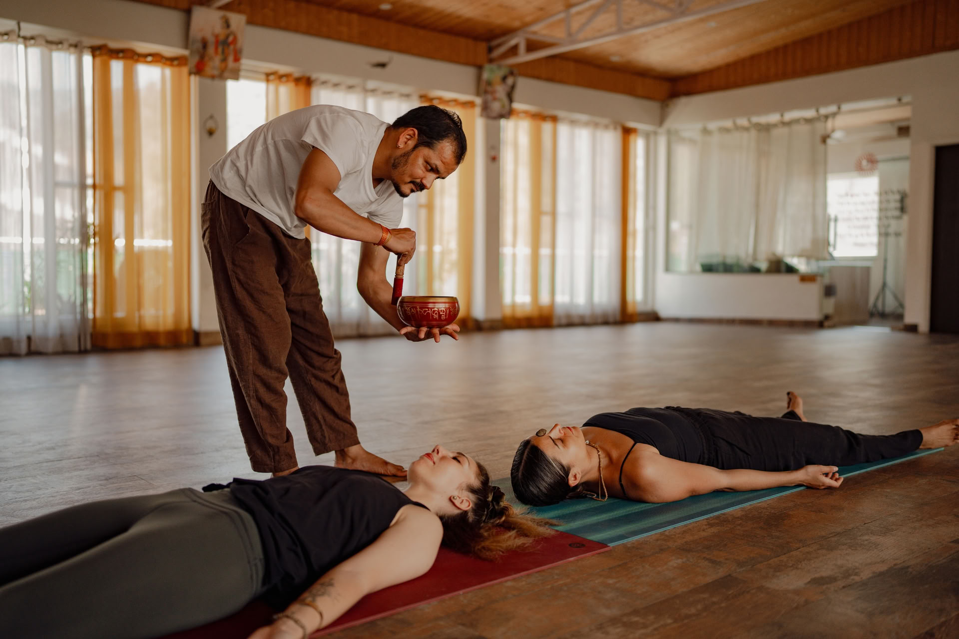 200-timers yogalæreruddannelse – 5. okt. - 23. okt. 2026