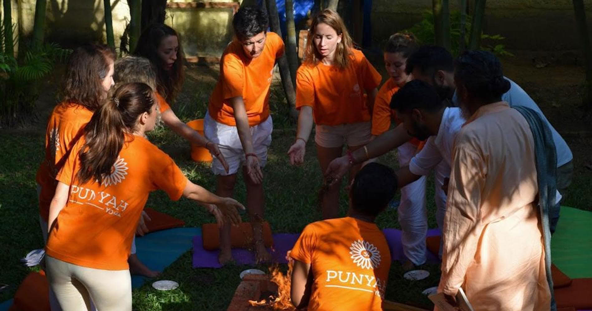 200-timers yogalæreruddannelse – 5. okt. - 23. okt. 2026
