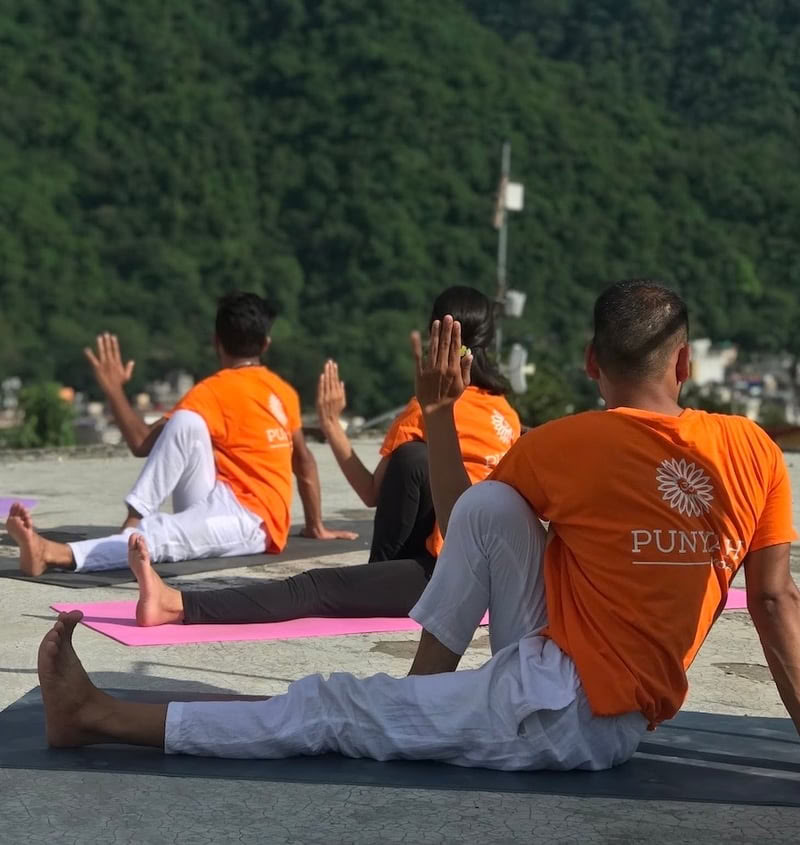 200-timers yogalæreruddannelse – 5. okt. - 23. okt. 2026