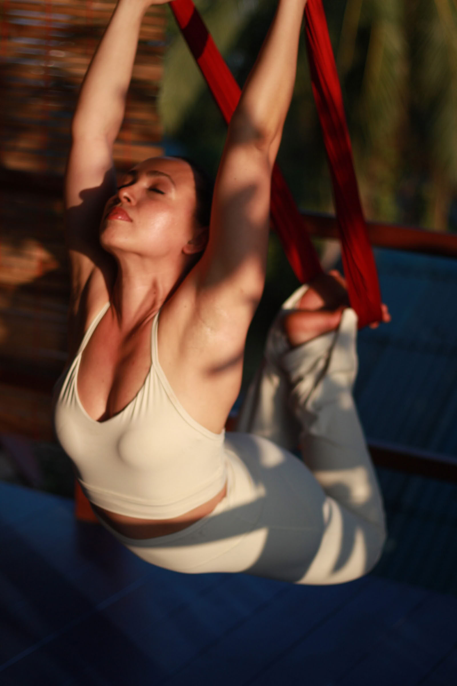 Aerial Yin med live musik