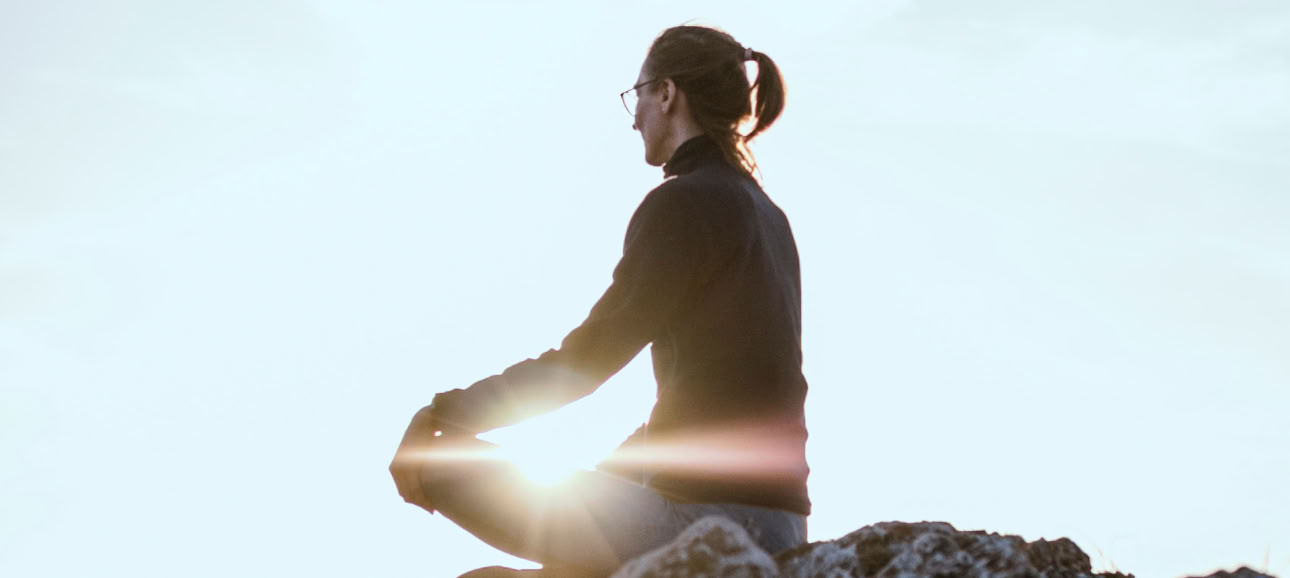 Kernen i mindfulness: et stille meditationsretreat