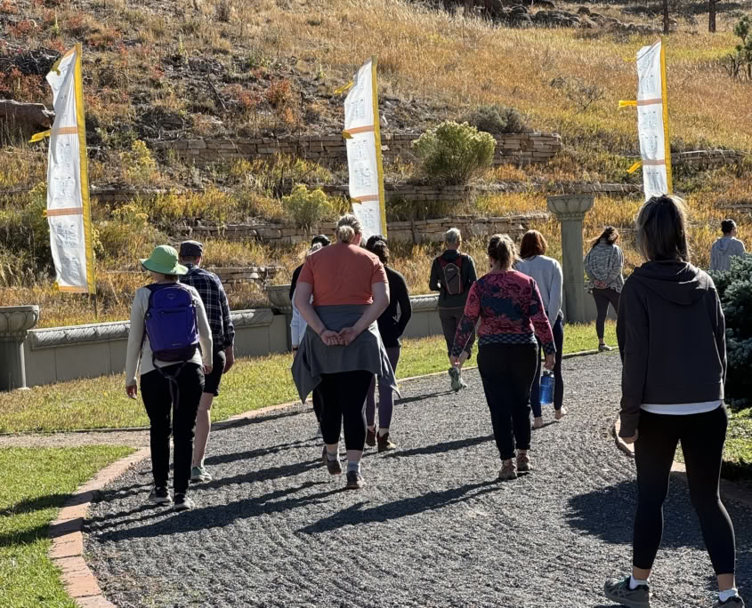 At vende indad: et efterårs-yogaretreat