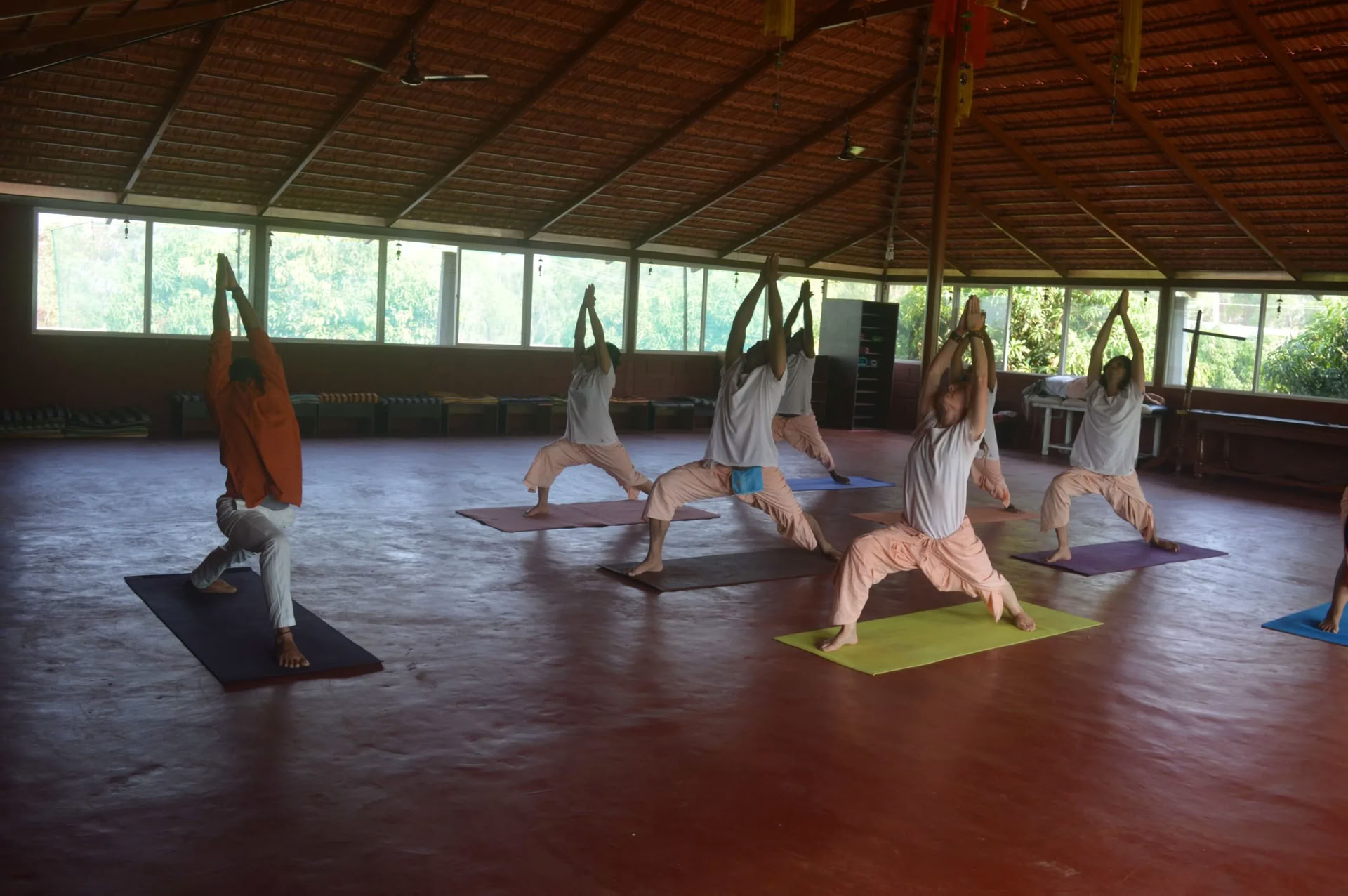 200 timers yogalæreruddannelse i Portugal