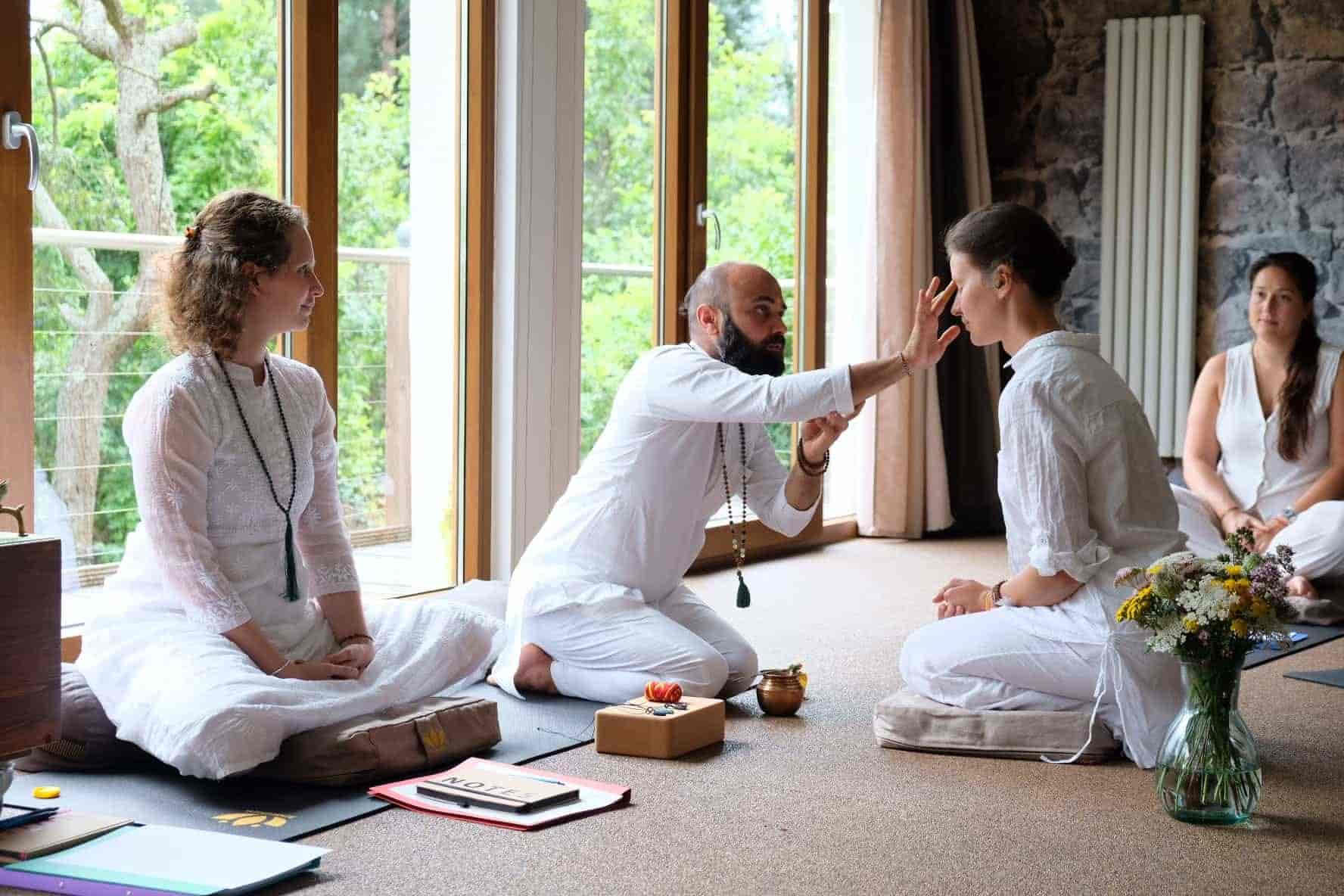 50 timers Yoga Nidra-uddannelse i Tyskland