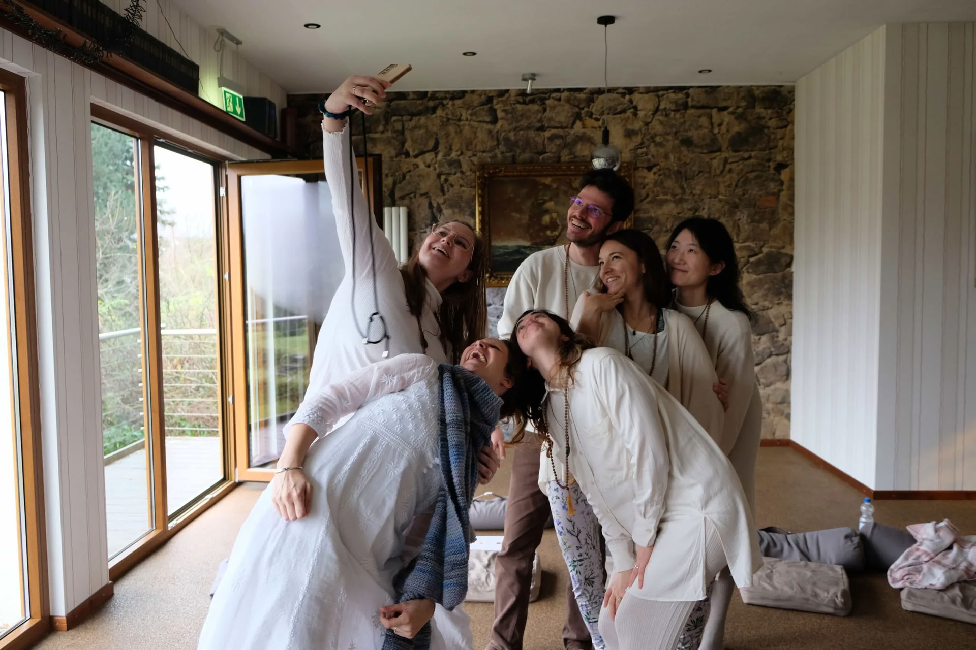 6-dages yogaretreat i Heimbach, Eifel — maj 2026