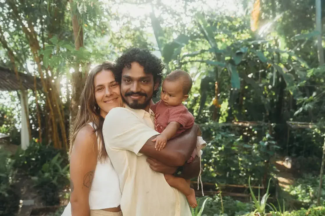 Frihed og Jala Yoga-retreat med Liz Guardia og Bristol Maryott