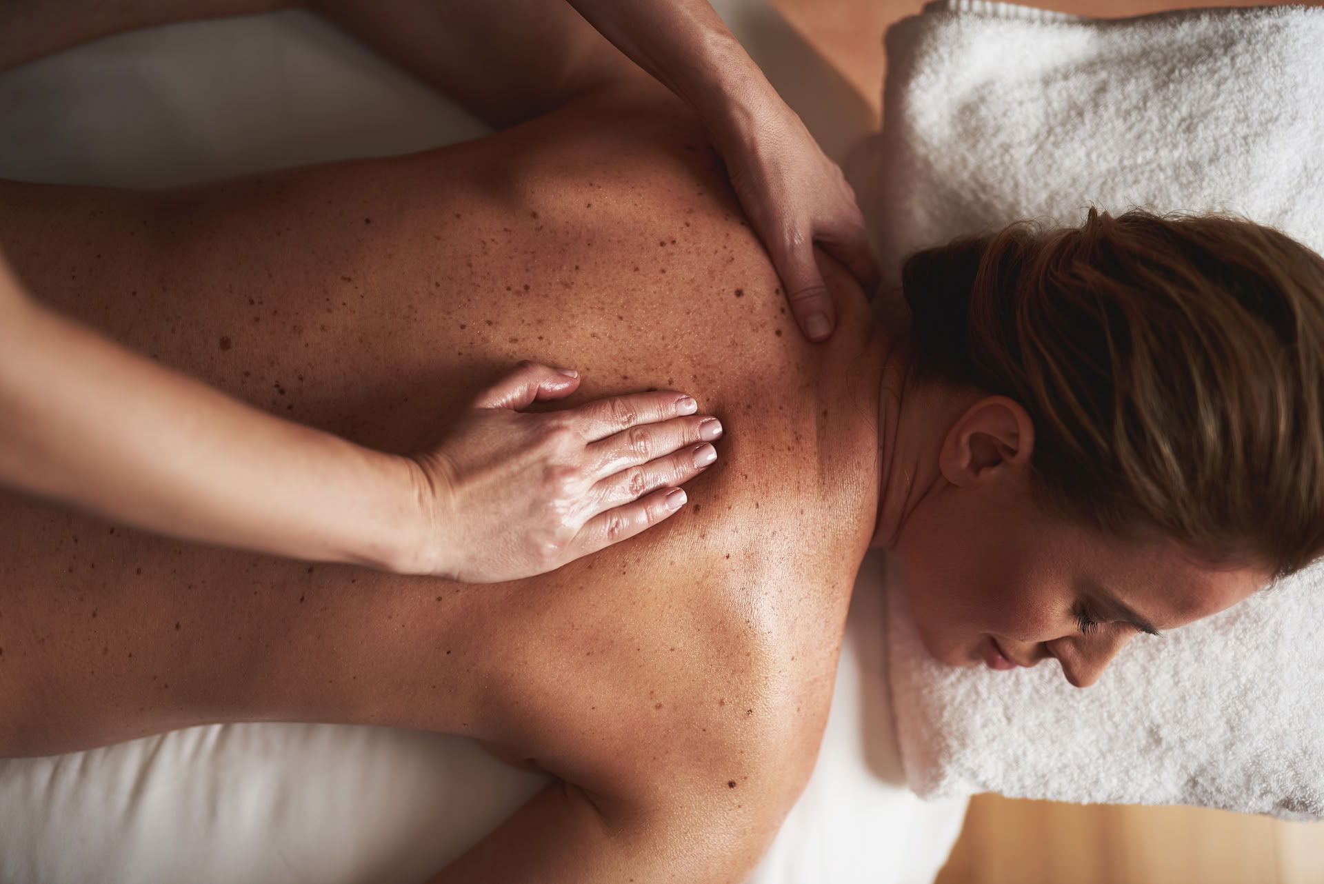 CNT spinal healing-massage