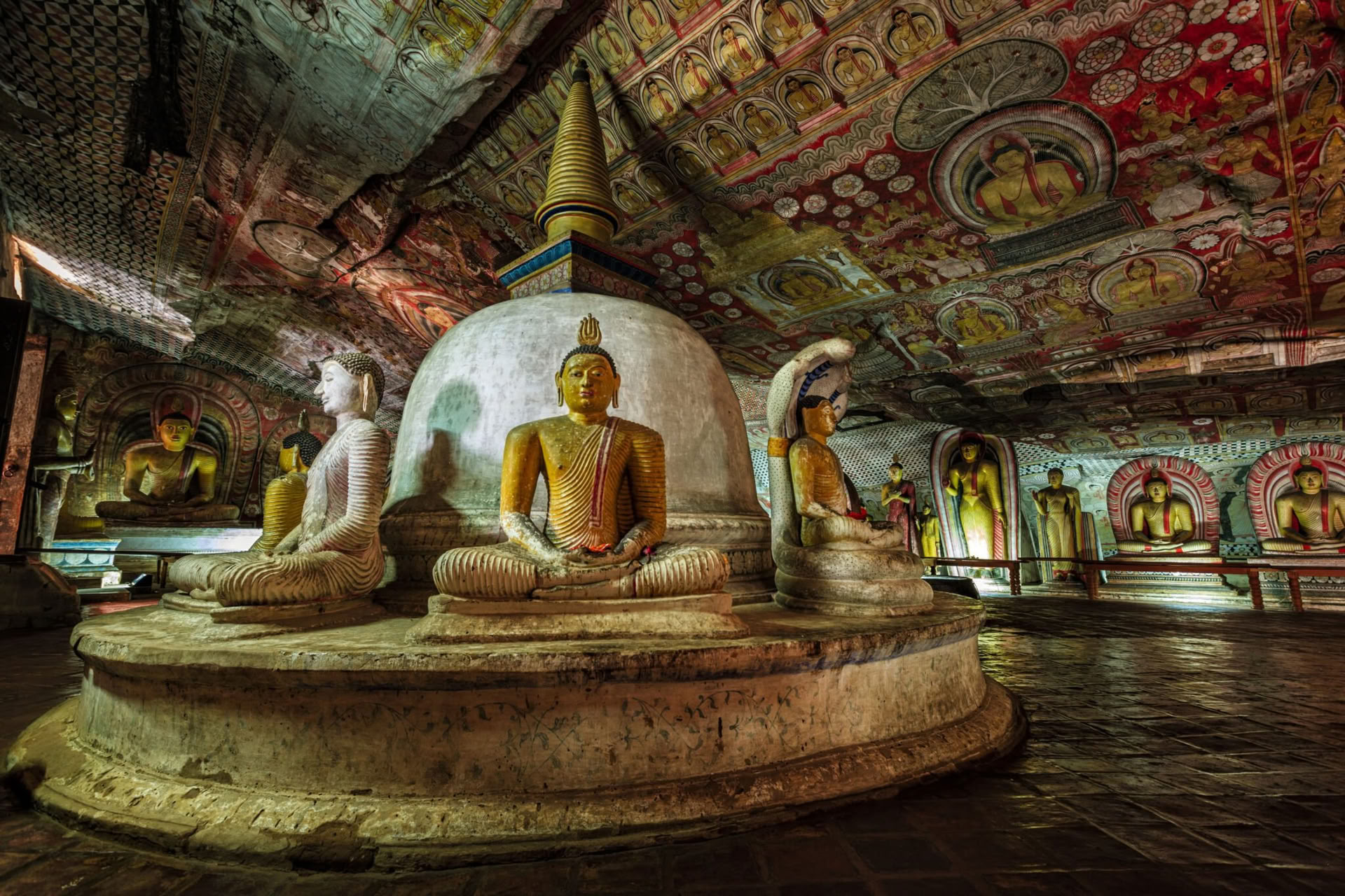 Fredfyldte Stier: 7-dages Sri Lanka-lykke! Yoga, meditation, kultur, natur