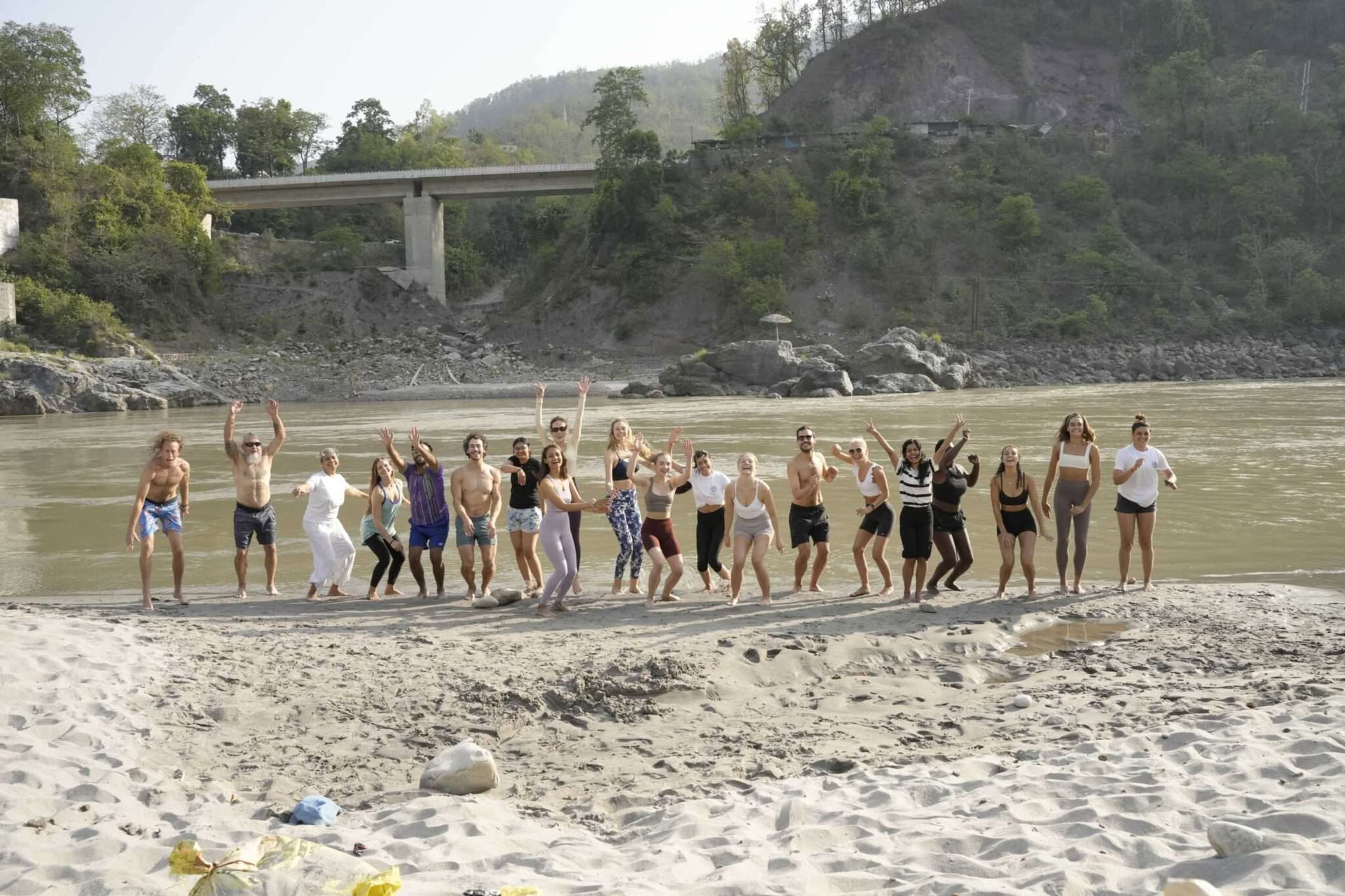 100 timers meditationscertificeringsuddannelse i Rishikesh, Indien