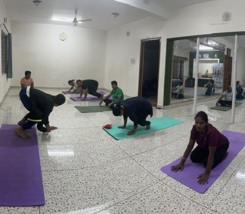85-timers yogauddannelseskursus i prenatal og postnatal yoga i Bengaluru