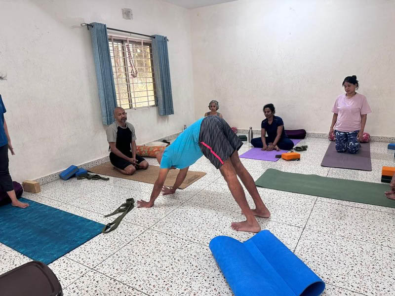 200 timers yogalæreruddannelsesforløb på hverdage i Bengaluru