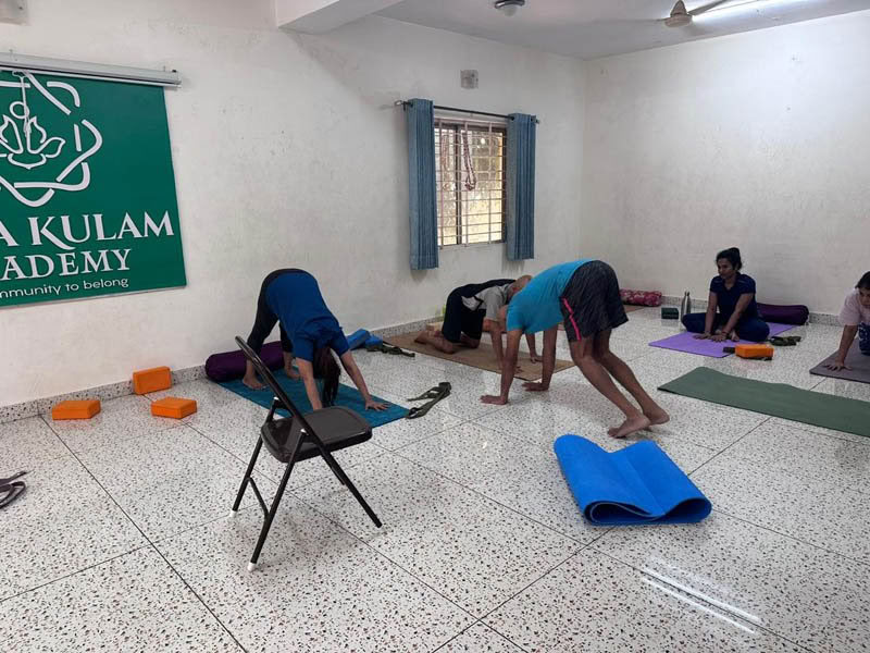 200 timers yogalæreruddannelsesforløb på hverdage i Bengaluru