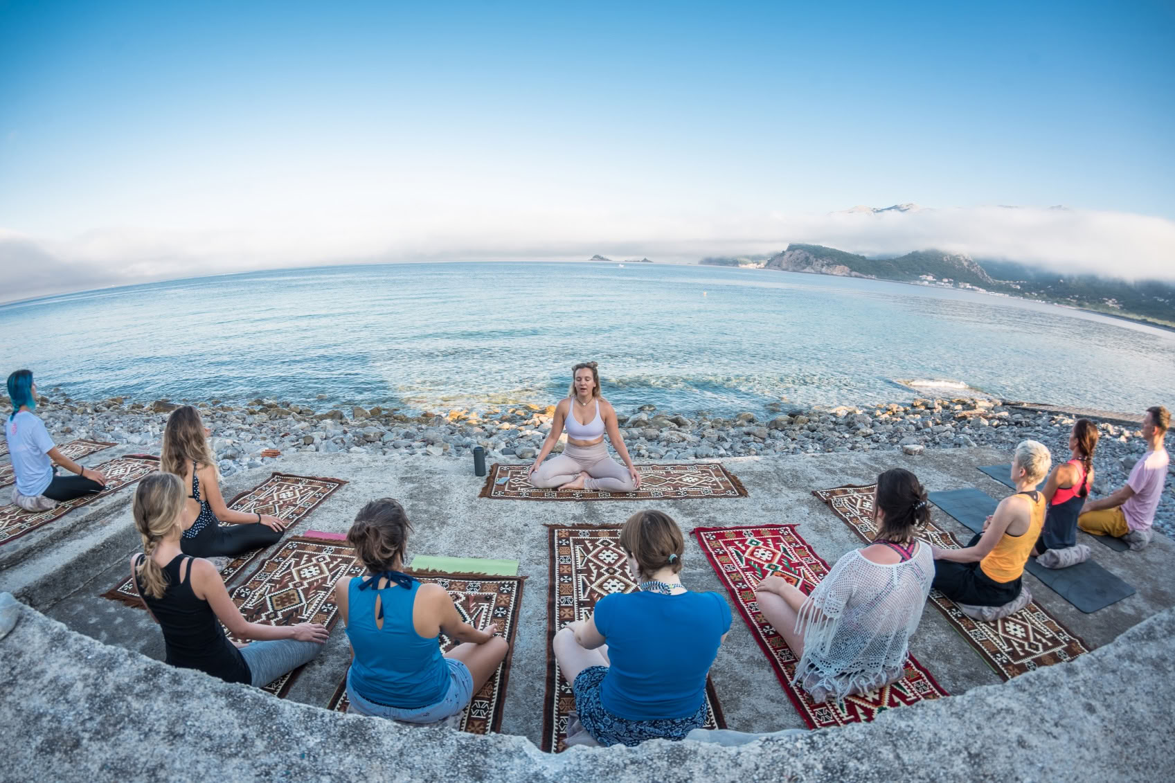Yoga-, detox- og urte-madlavningsretreat med Dr. Lemm