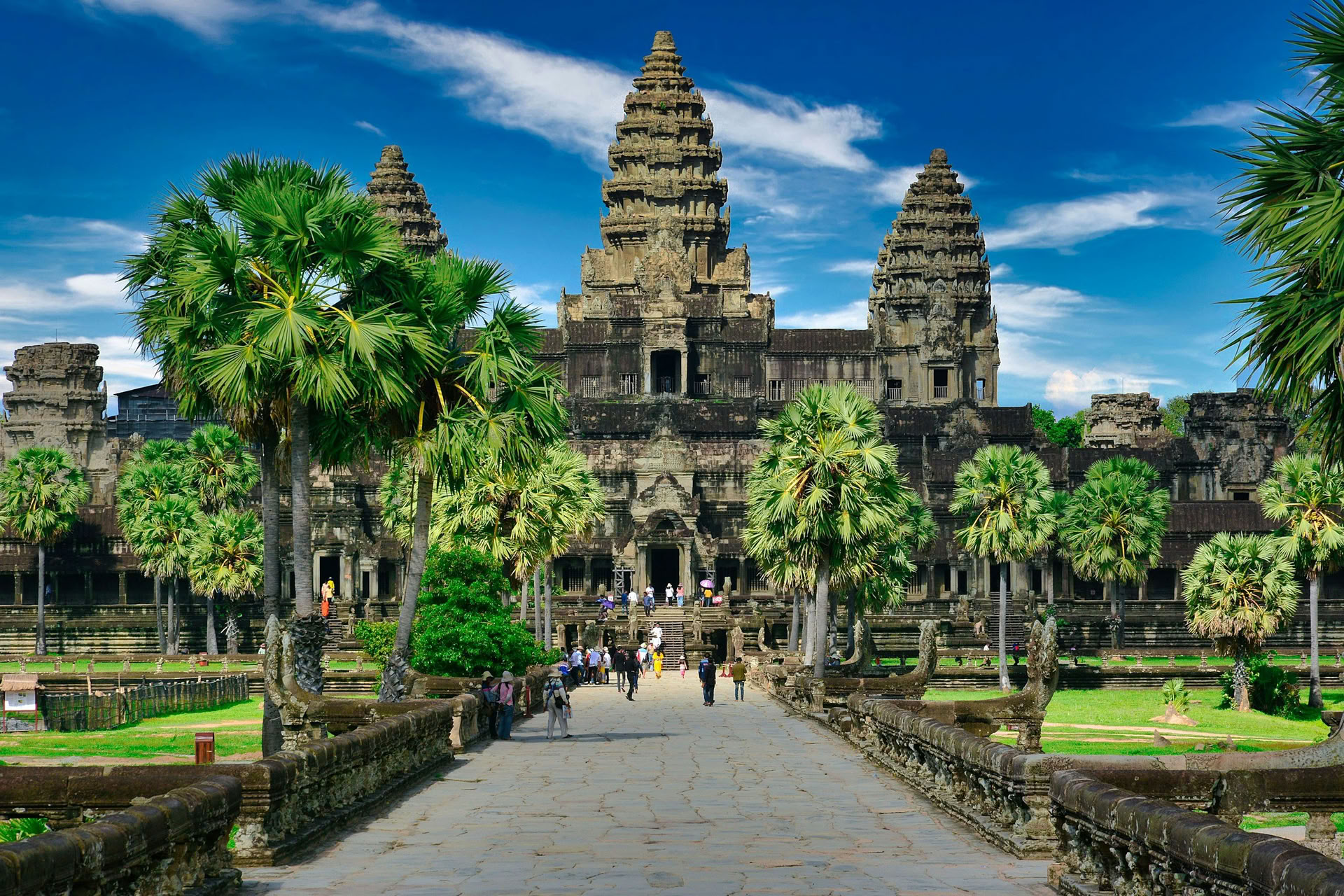 Cambodja - templer, cykling, vandfald, vandring og kajaksejlads-eventyr