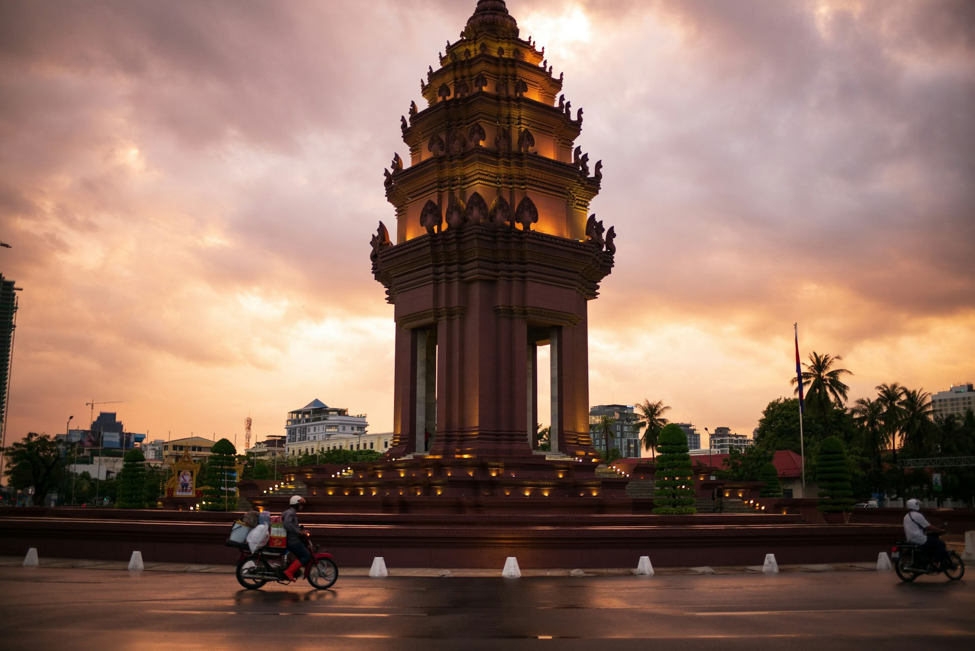 Cambodja - templer, cykling, vandfald, vandring og kajaksejlads-eventyr