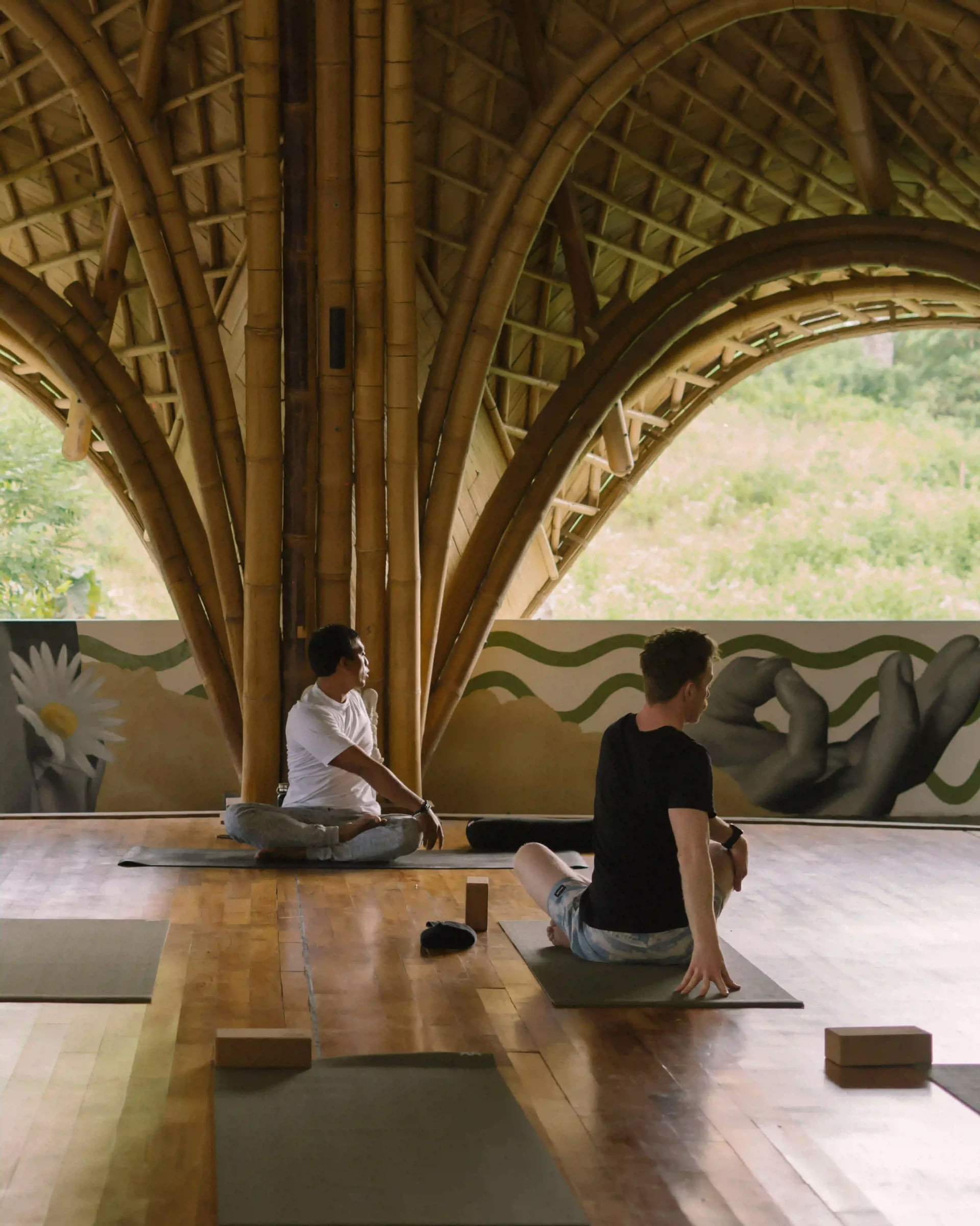 Yoga 16:30