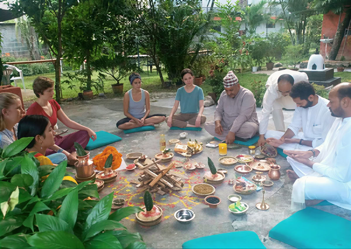 200 timers yogalæreruddannelse i Dharamsala