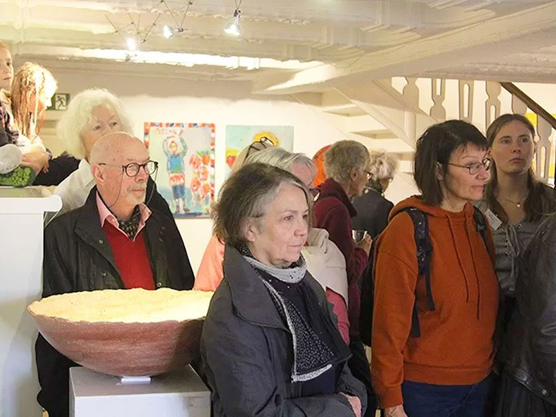 Lørdag + Søndag Morgen: Yoga og Meditation
