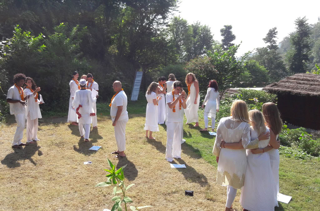 100 timers yogalæreruddannelse i Rishikesh