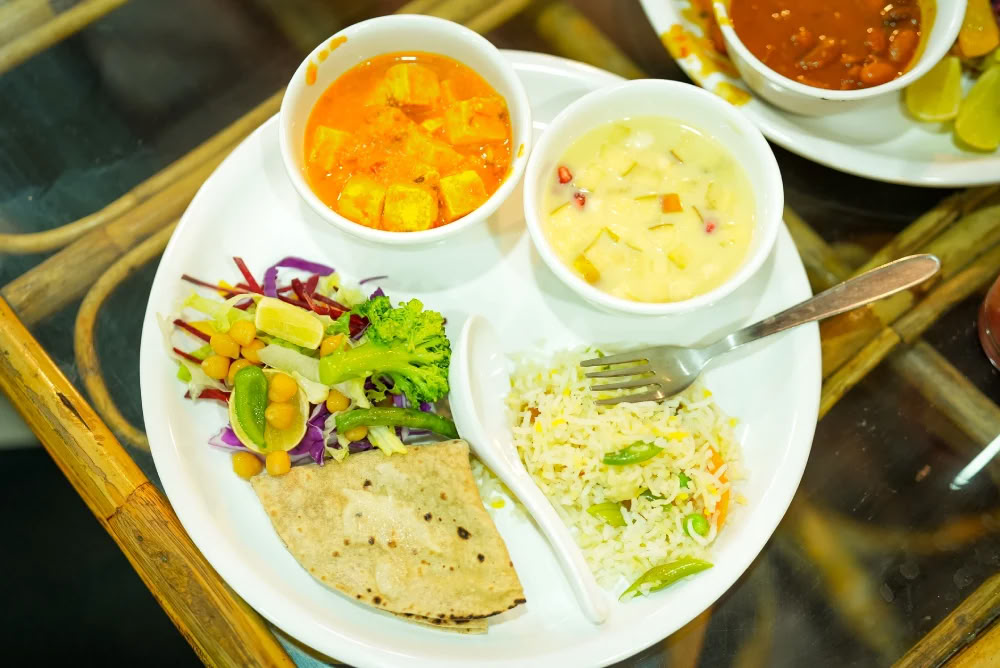 15 dages yogaretreat i Rishikesh