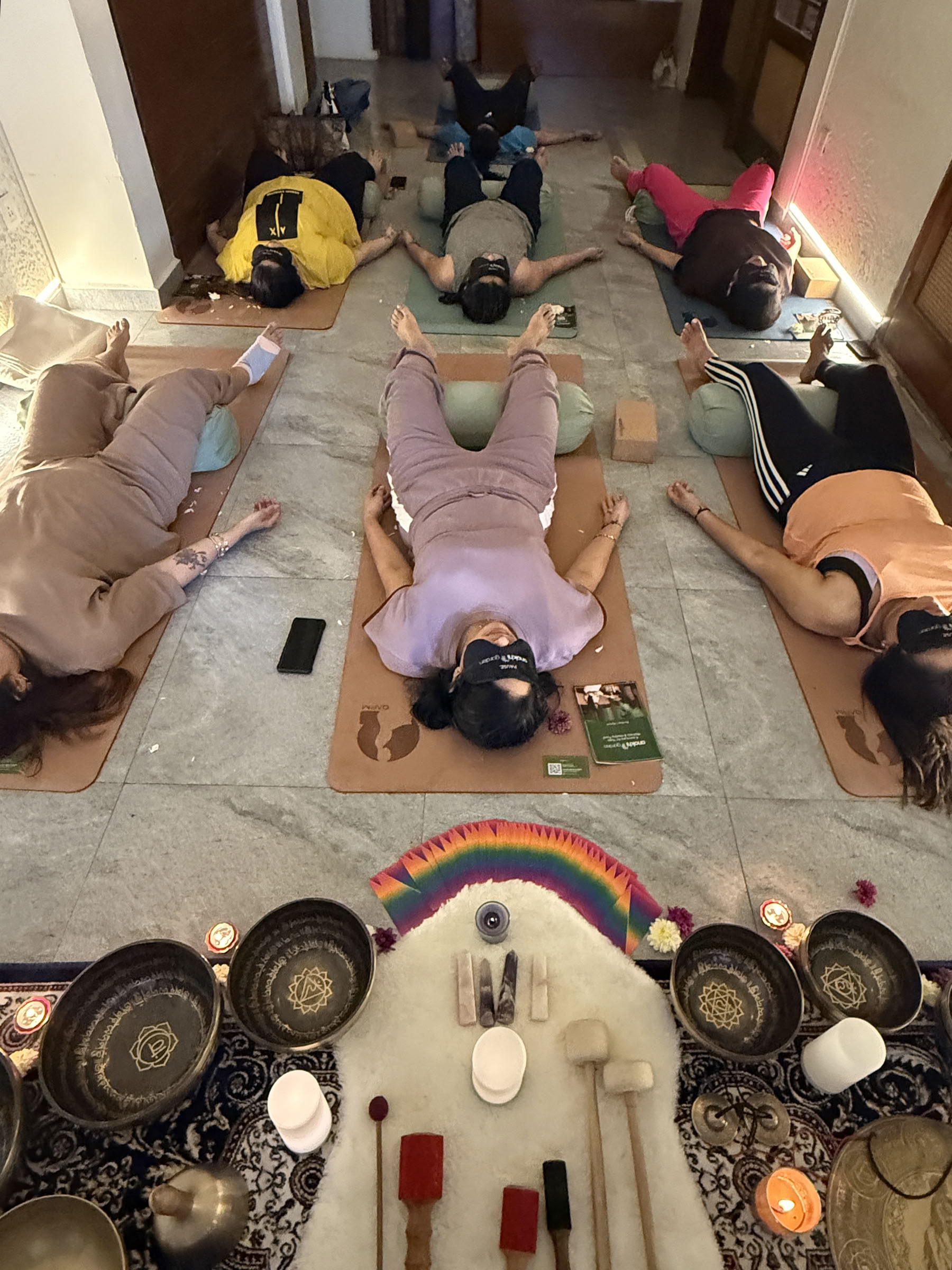 Syngeskål lydhealingkursus i Mysore