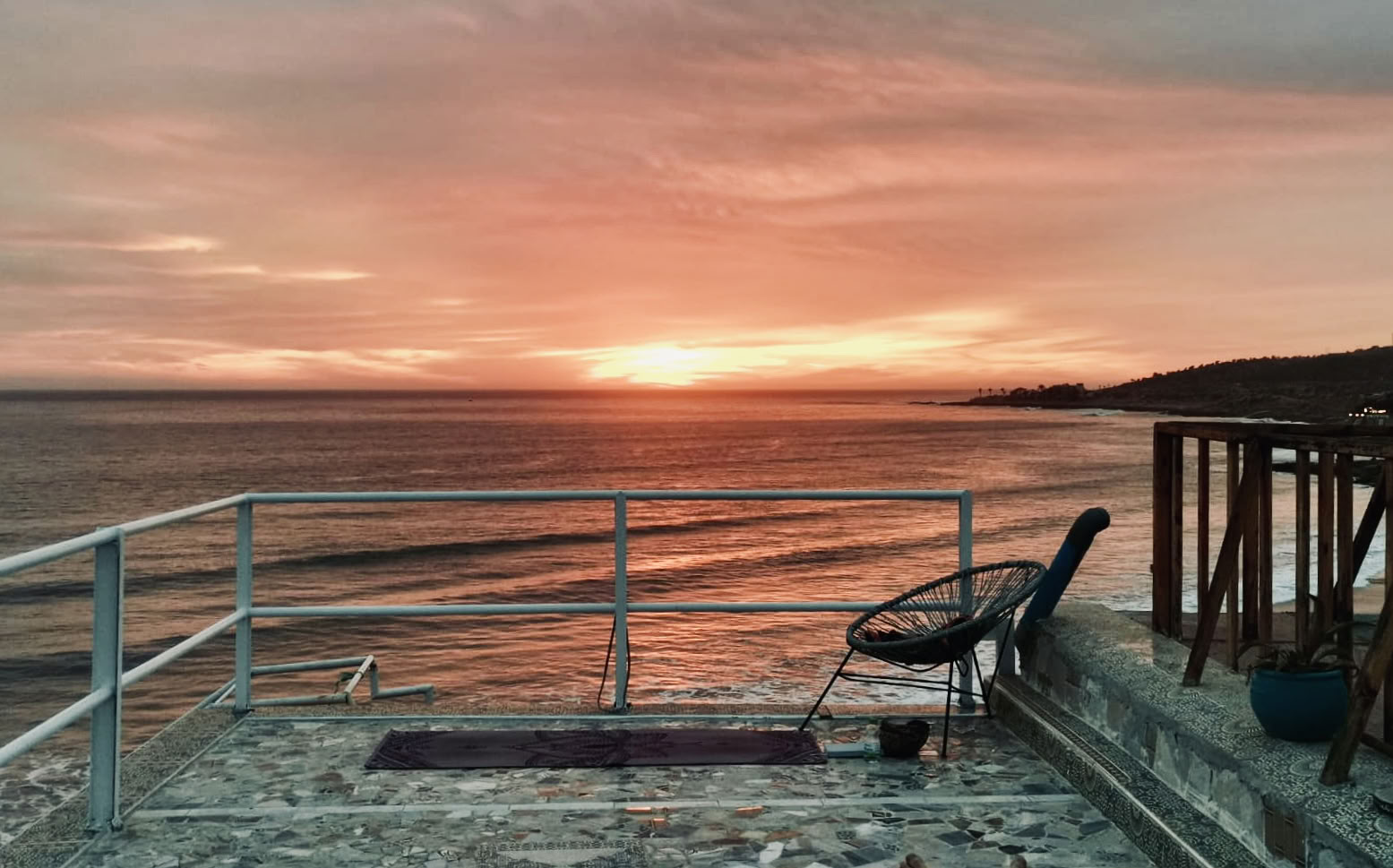 Surf- og yogaretreat