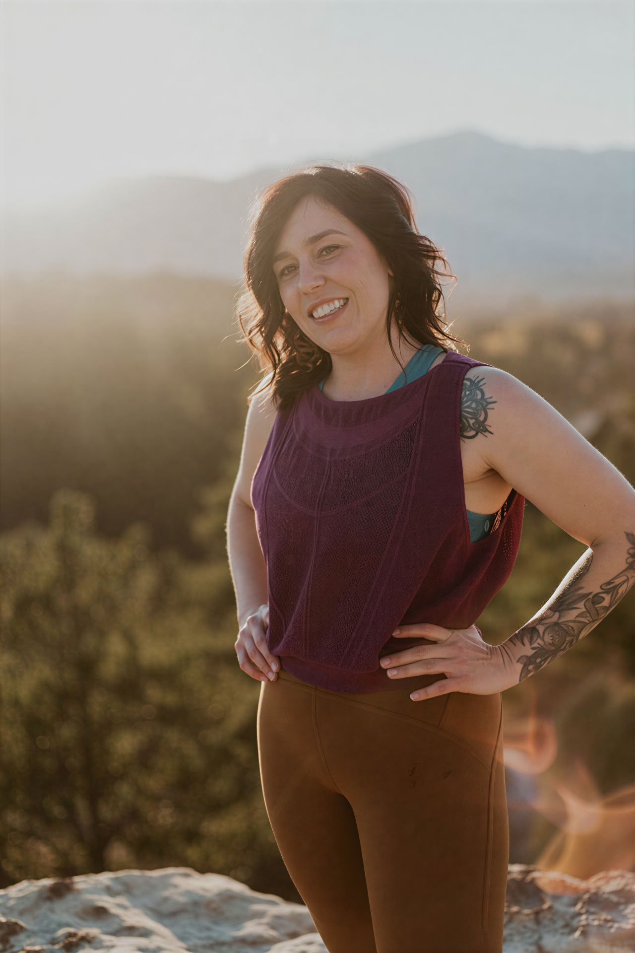 Sort bjerg-dagsretreat: Yoga + lydhealing