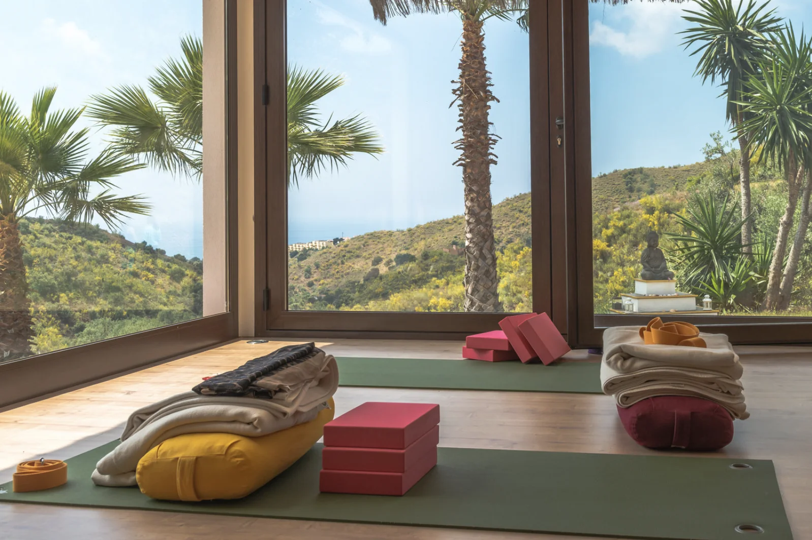 Iyengar-yogarejse med Karen Calder