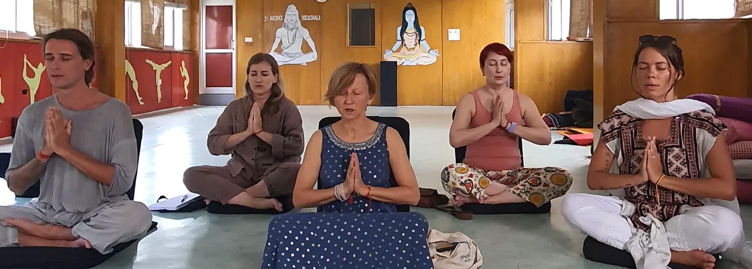 500 timers yogalæreruddannelse i Rishikesh – 3. feb.