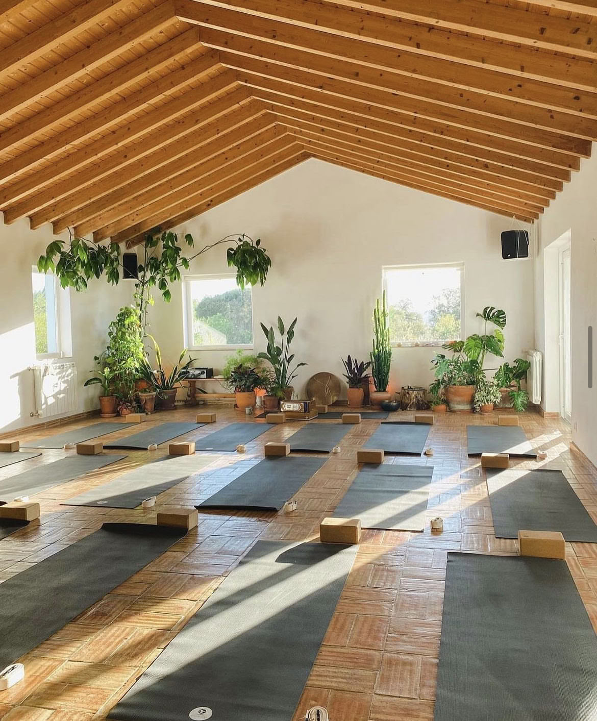 Genforbindende yogaretreat i Portugal