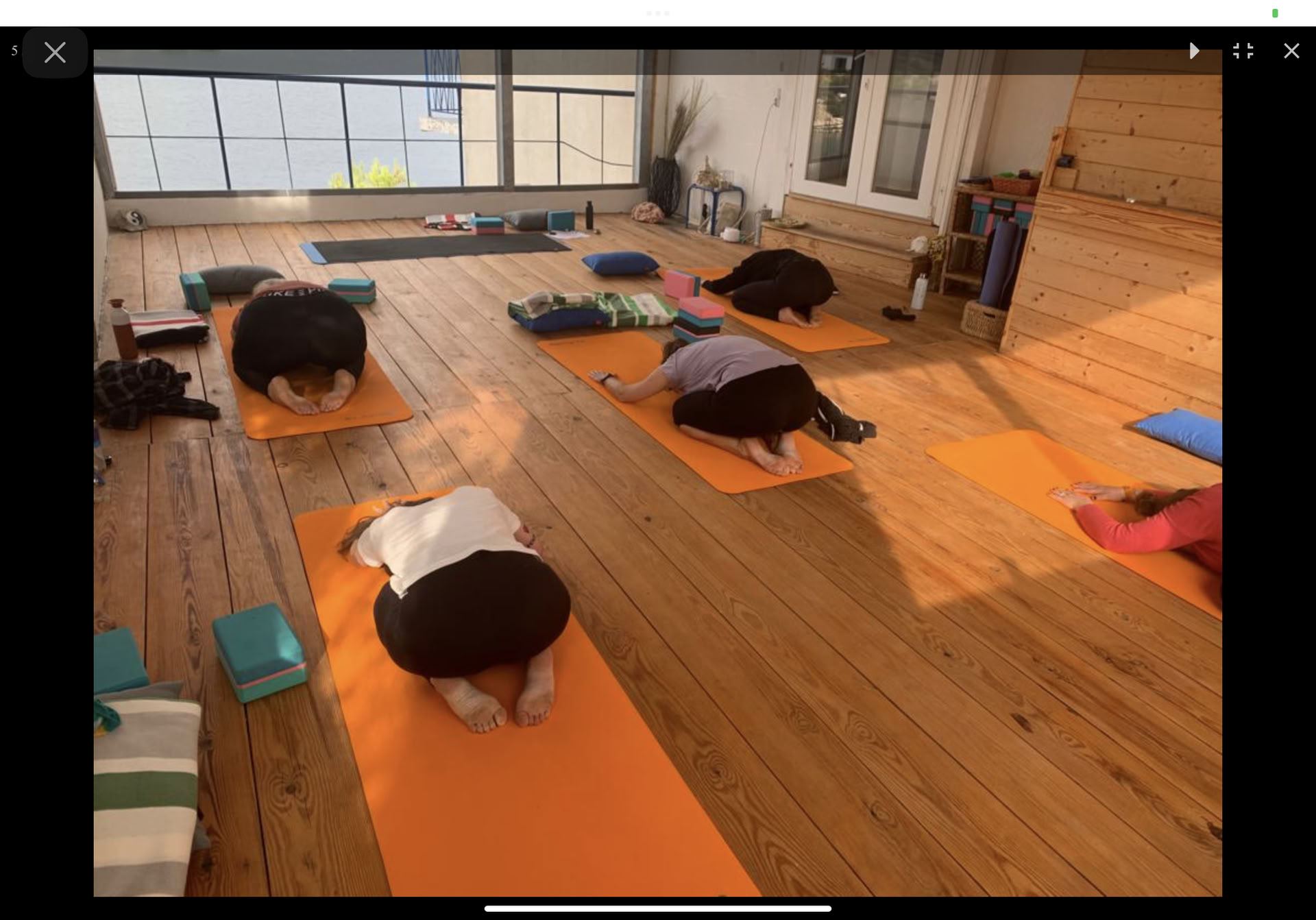 Efterårsretreat: Restitution & Afslappende Yoga