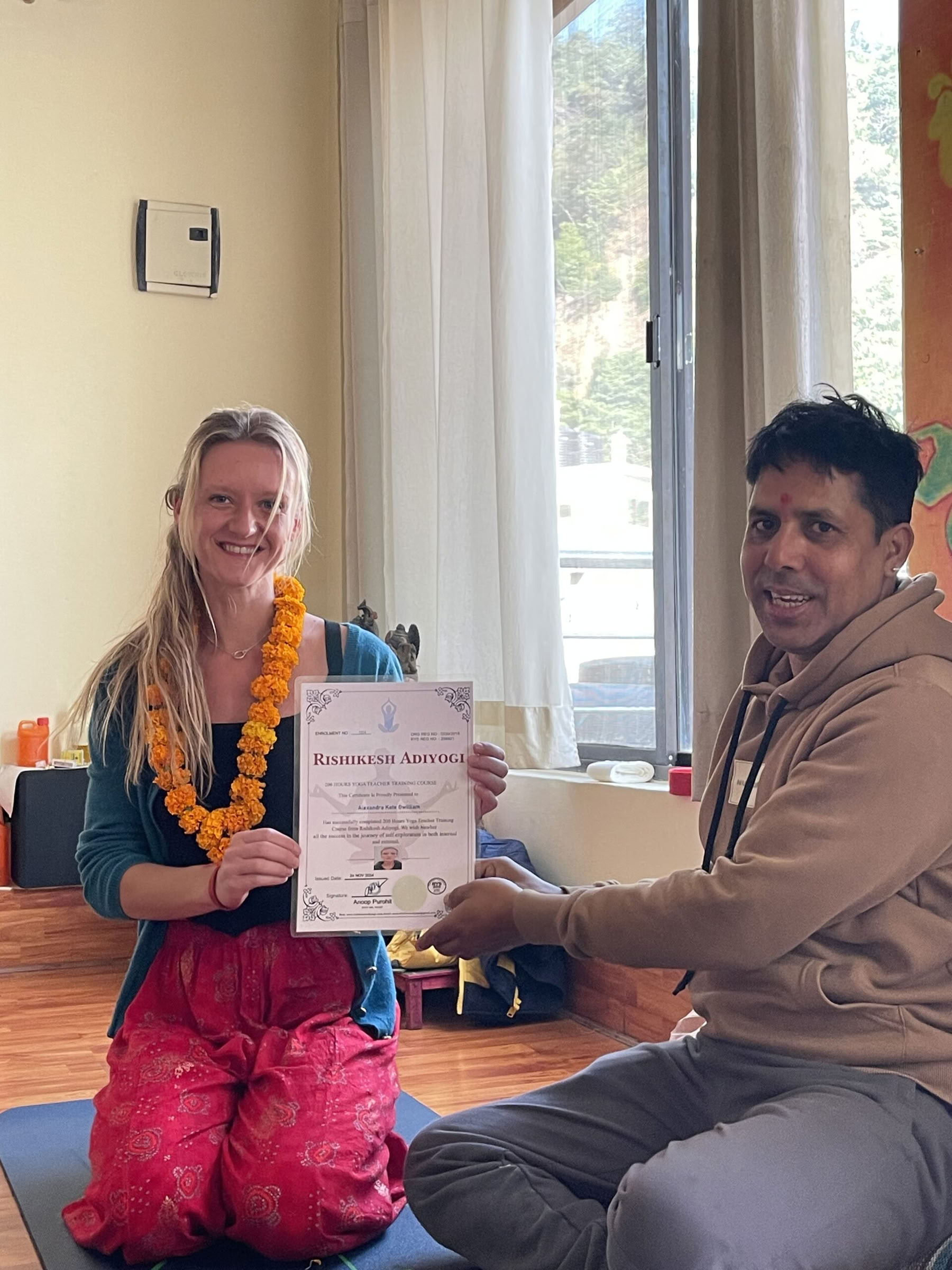 300-timers yogalæreruddannelse i Rishikesh