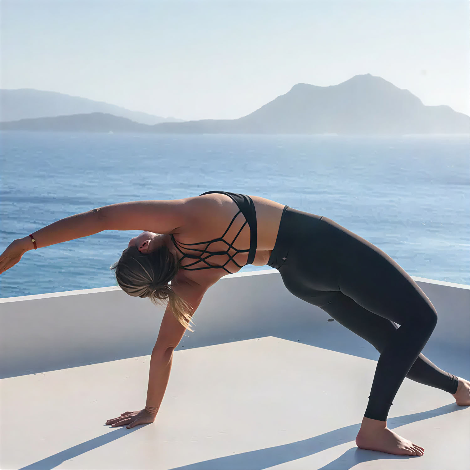 100-timers yogalæreruddannelse