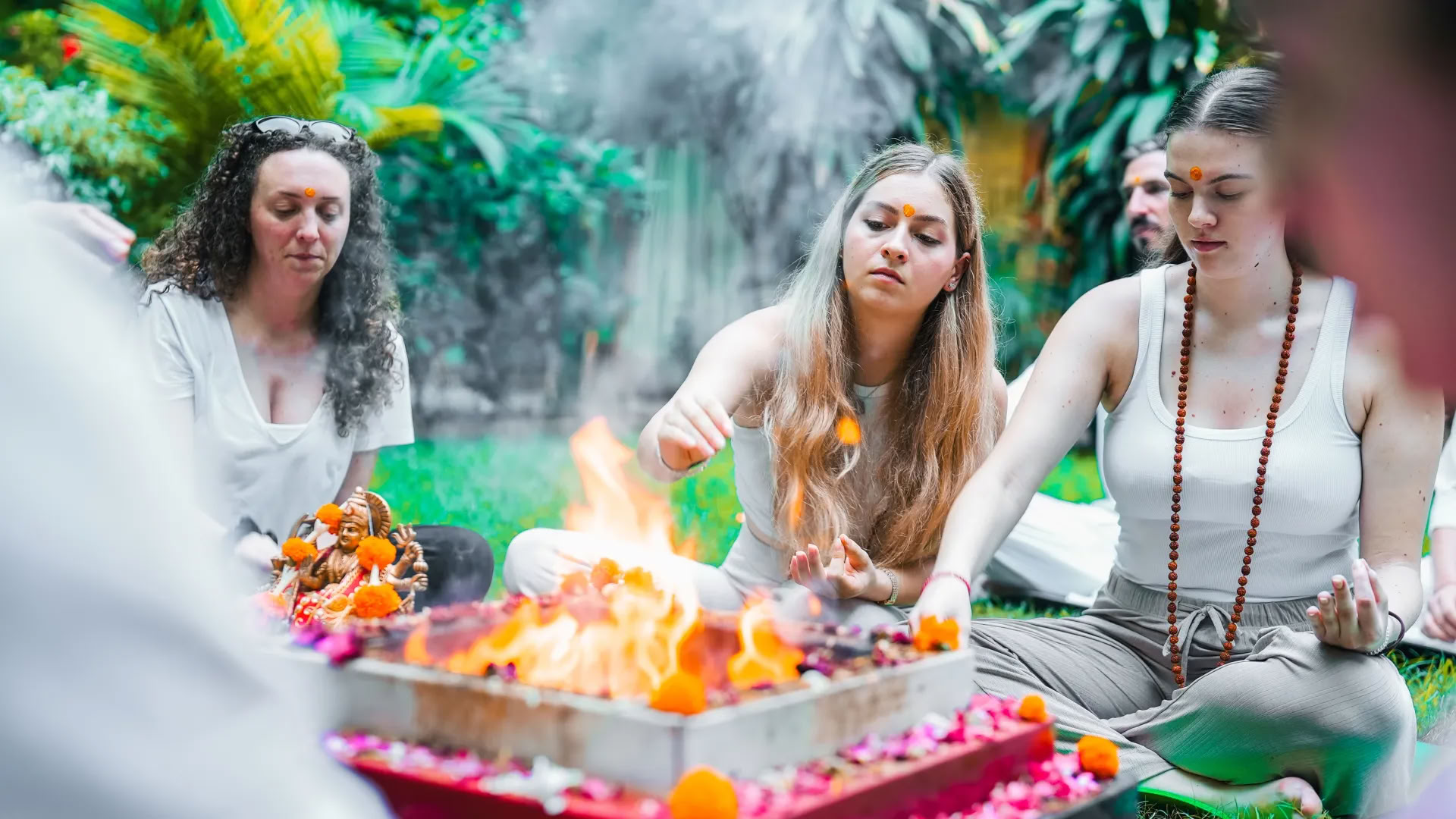 200-timers yogalæreruddannelse i Rishikesh – 15. sep. - 11. okt.