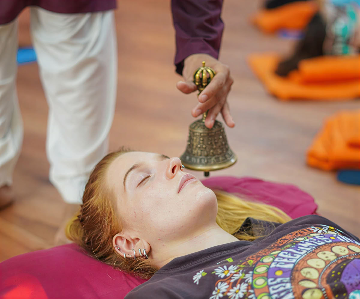 Lydhealeruddannelse i Rishikesh