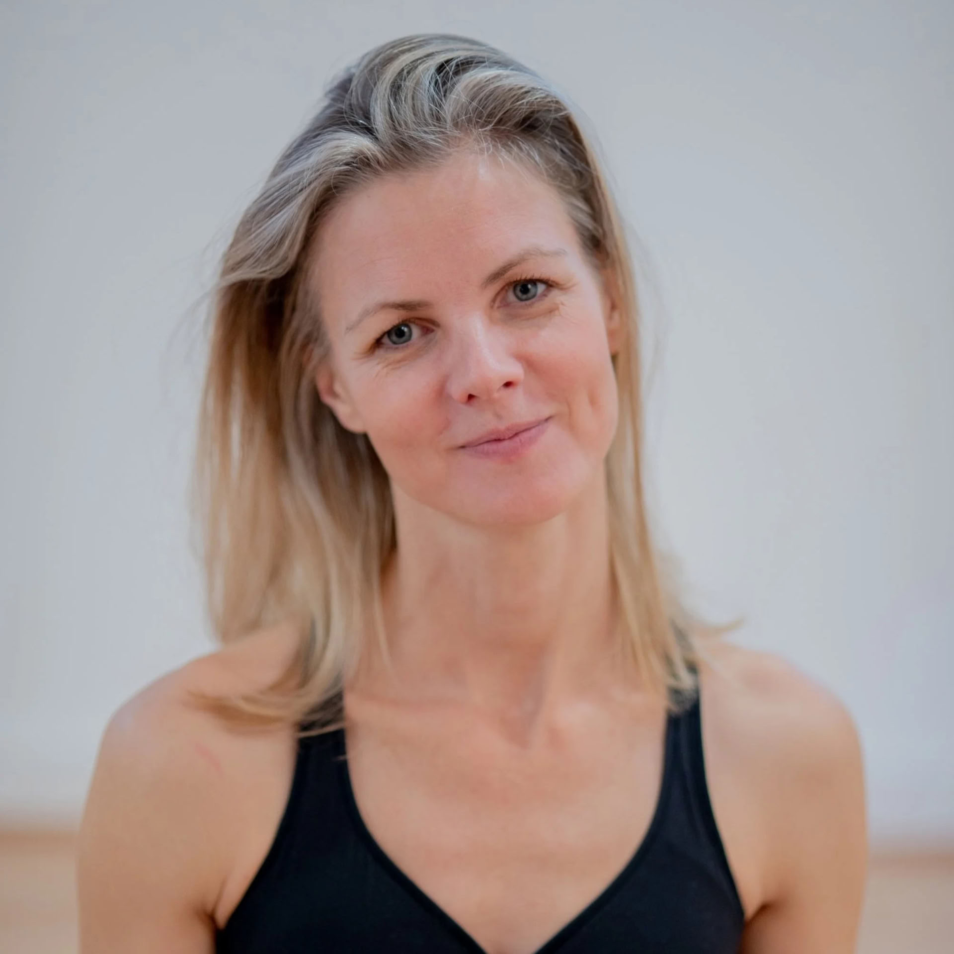 Rest & Restore: Restorativ yogalæreruddannelse CPD (30 timer) — The Yoga Yurt