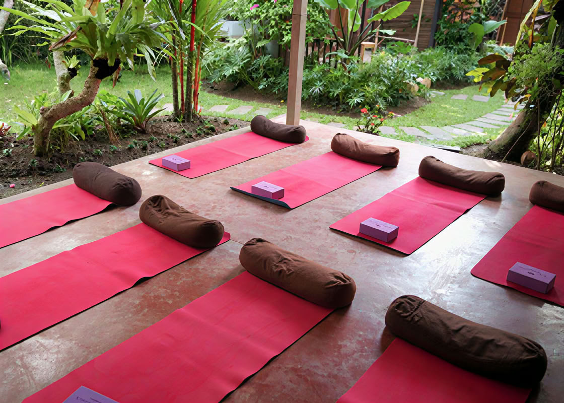 50 / 100 / 200 timer yogalæreruddannelse i Ubud & Uluwatu