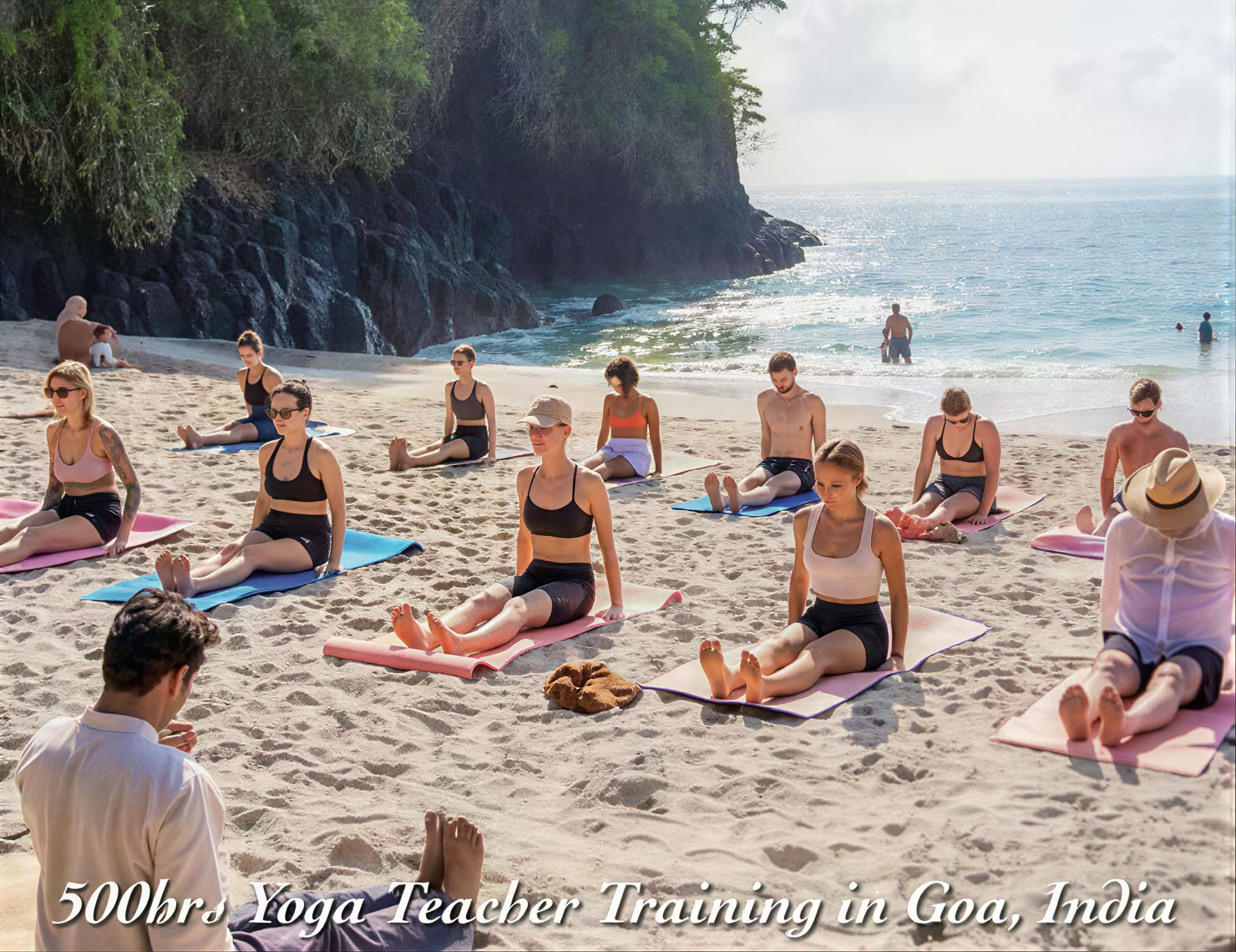 300-timers yogalæreruddannelse i Varkala, Kerala, Indien