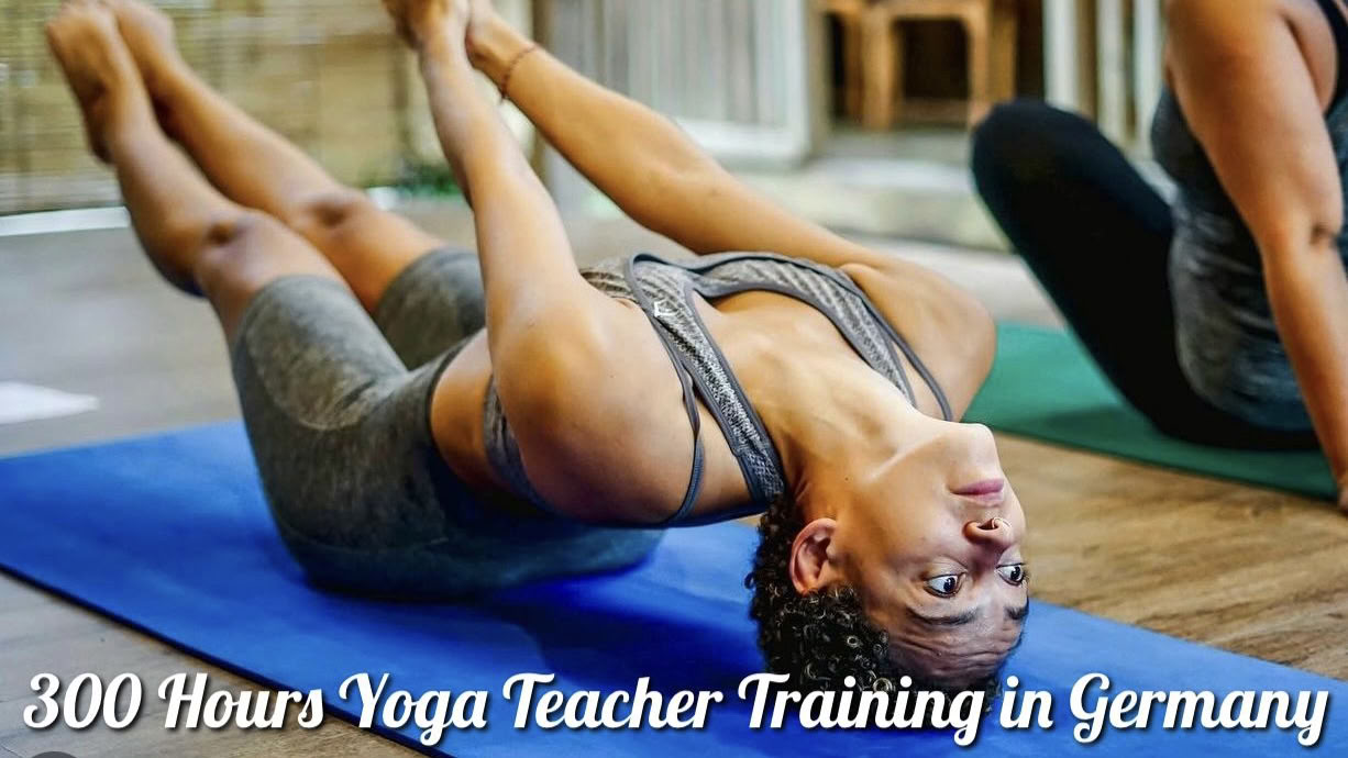 300-timers yogalæreruddannelse i Thailand