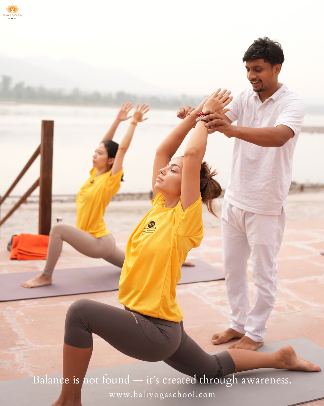 100-timers yogalæreruddannelse i Rishikesh, Indien