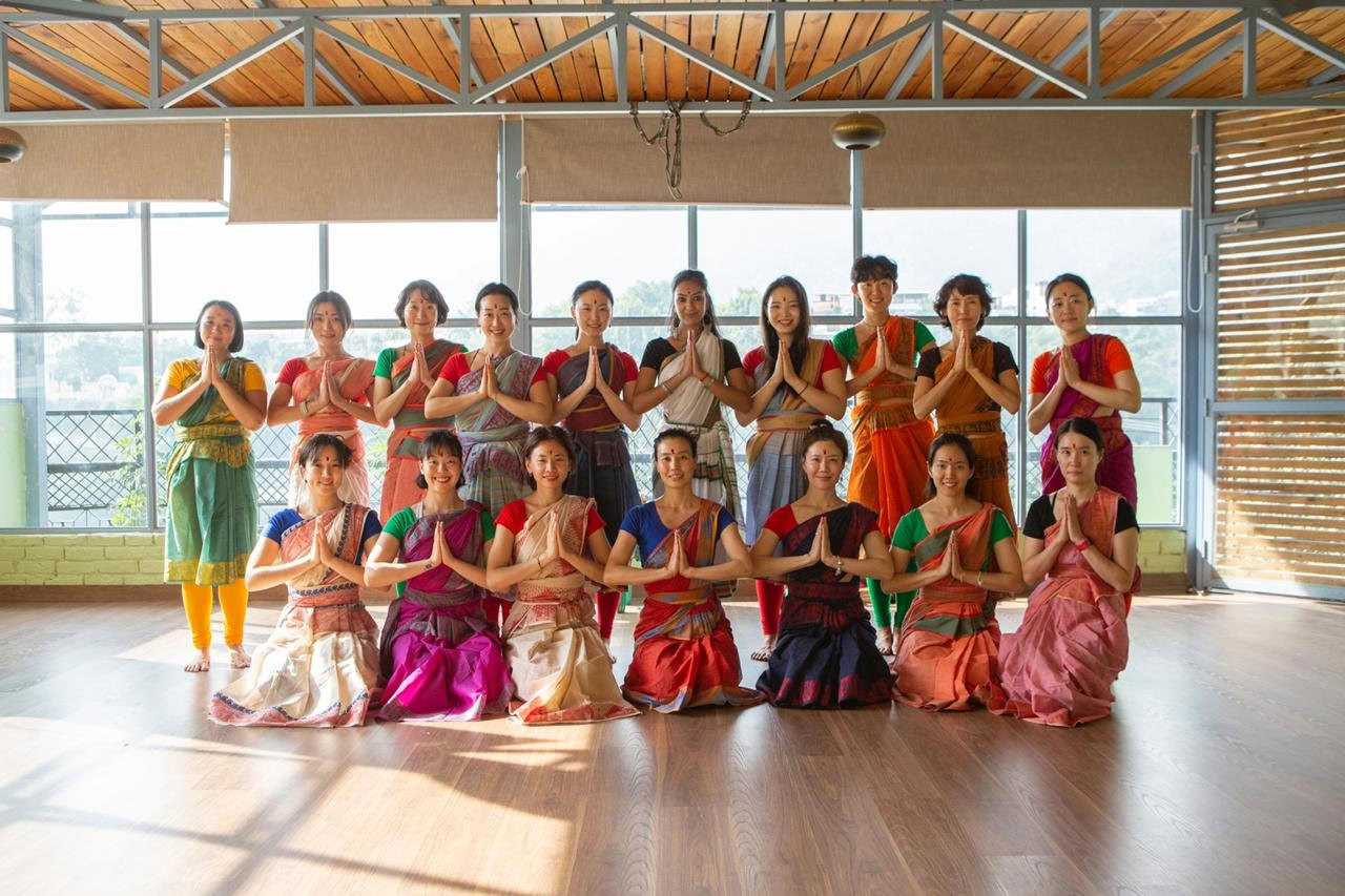 100-timers yogalæreruddannelse i Rishikesh