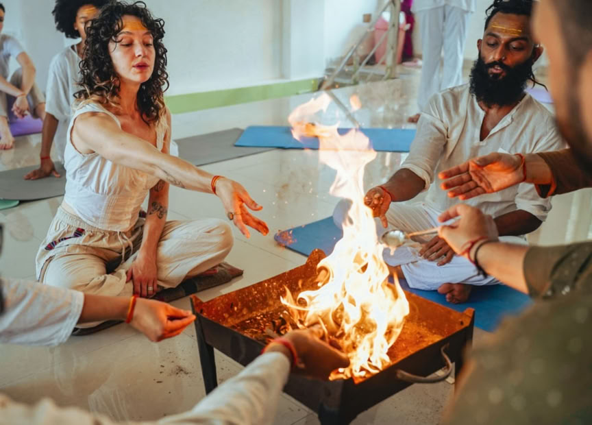 7 dages kundaliniyoga-retreat i Rishikesh