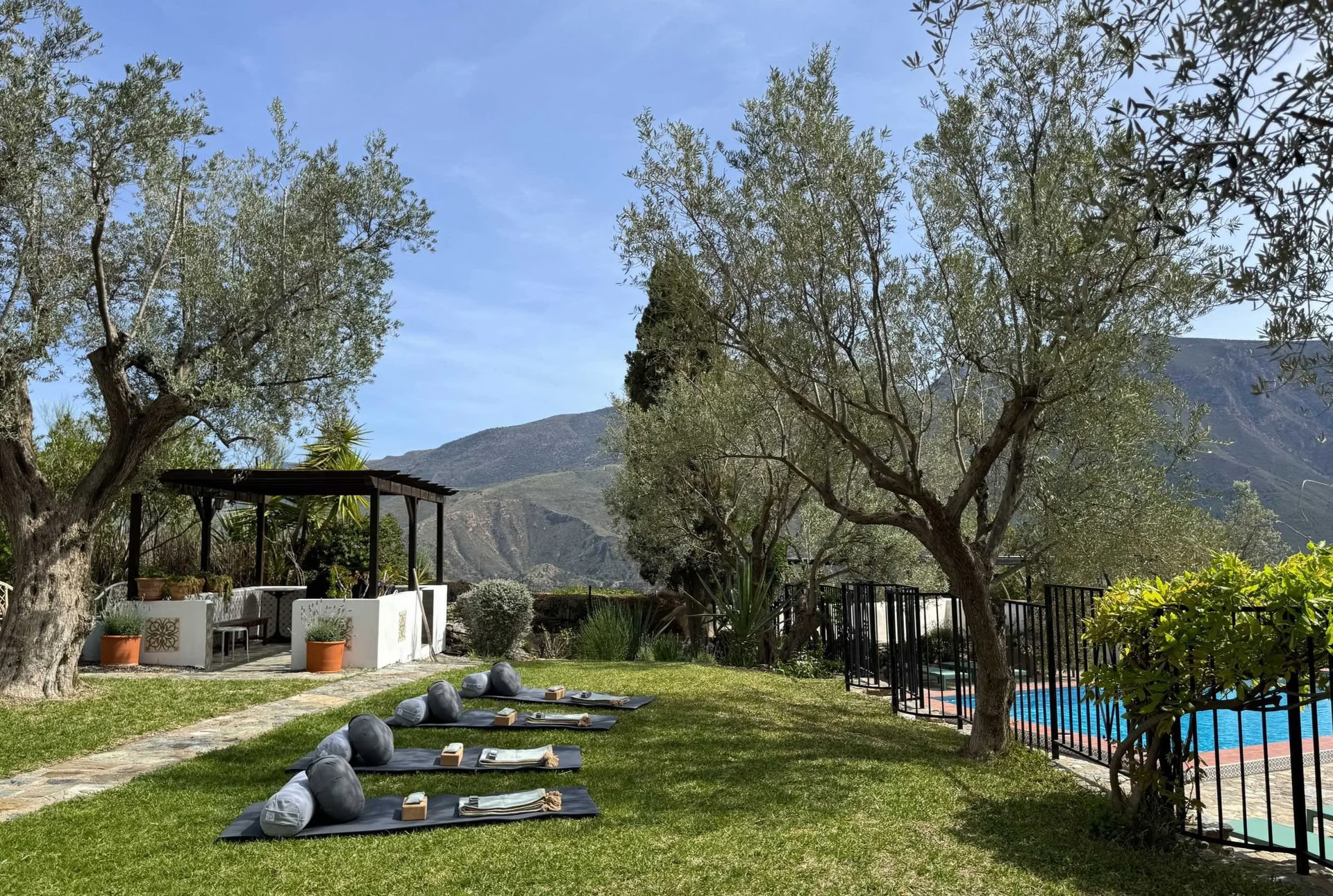 50 timers Yin Yoga-kursus - oktober