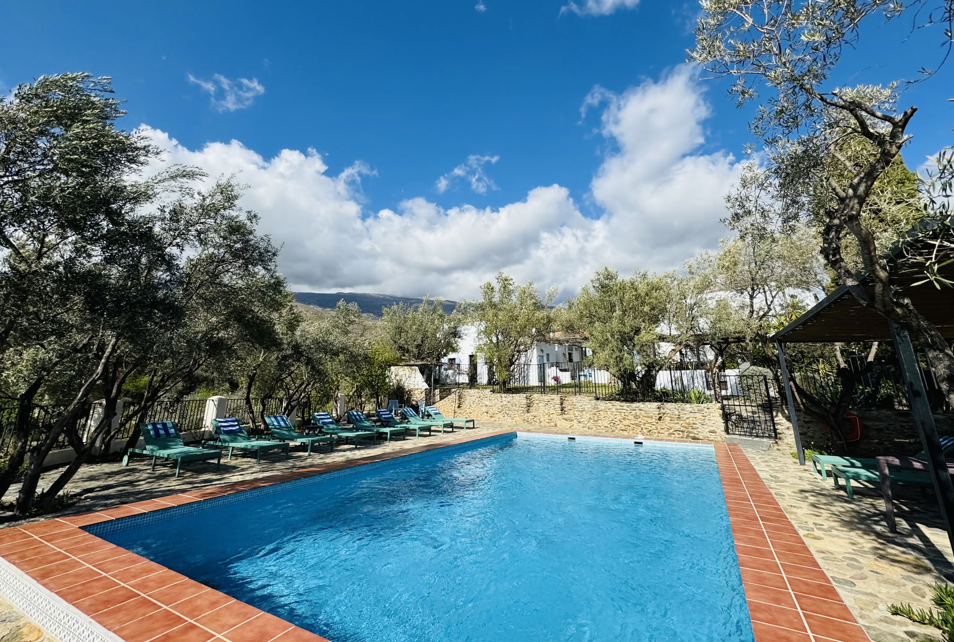 7-dages yoga-retreat for at genfinde forbindelsen og genoprette balancen i Orgiva, Spanien