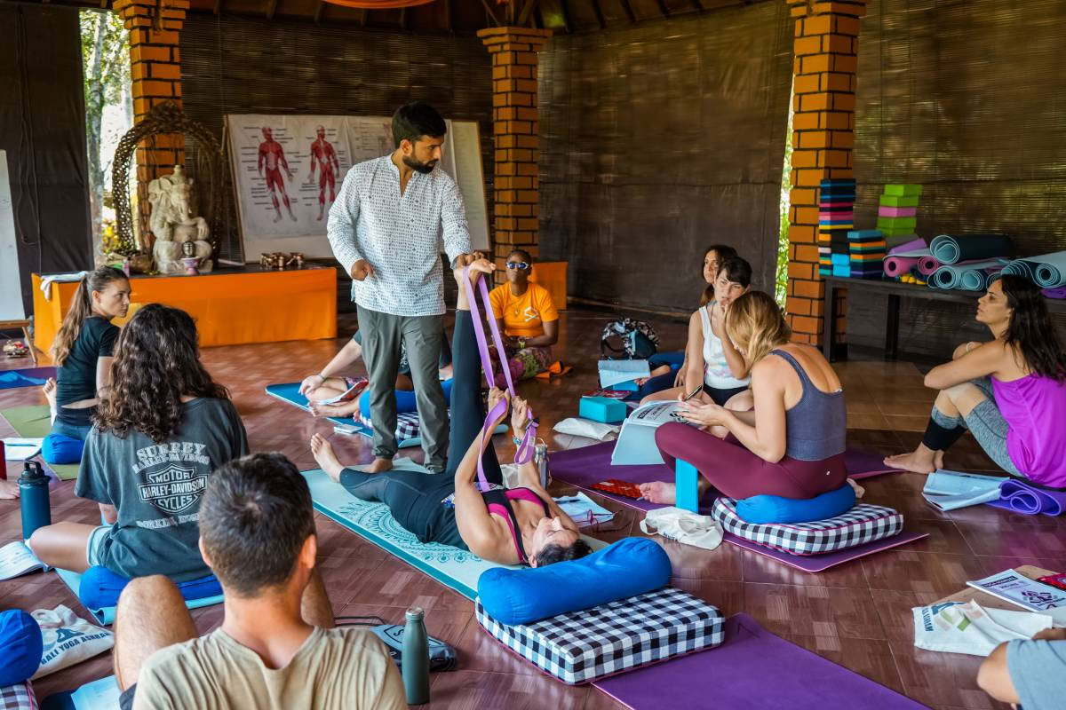 200 timers Yin Yoga- og Vinyasa Flow-læreruddannelse på Bali