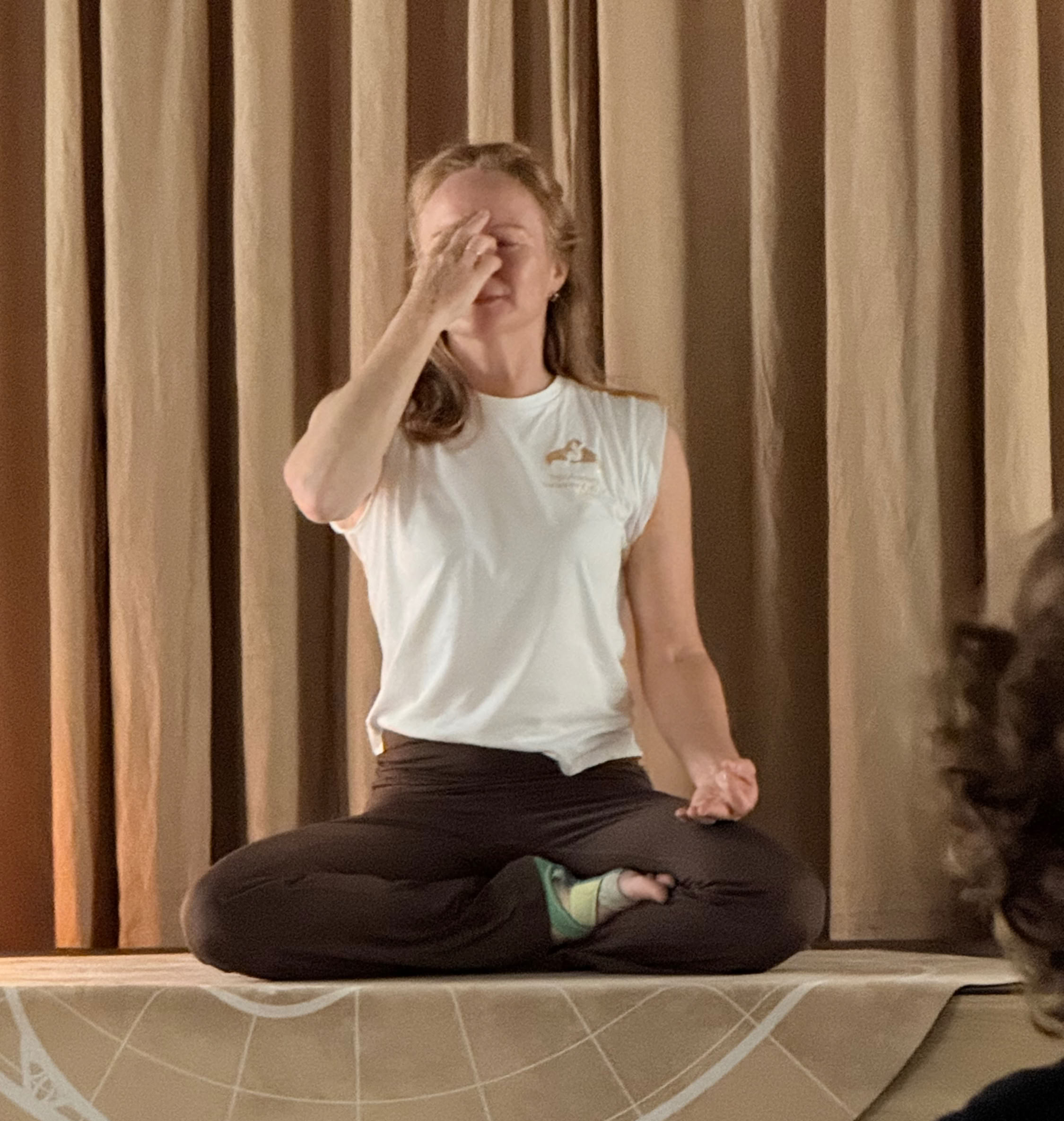 Yoga mod kroniske smerter i Breda