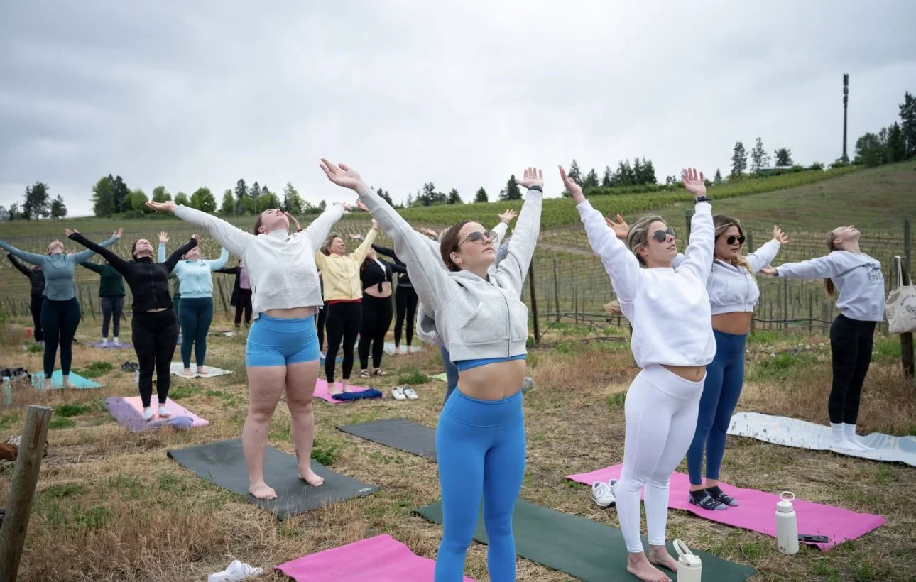 Yoga og meditation ved Okanagan-søen ved kajen!