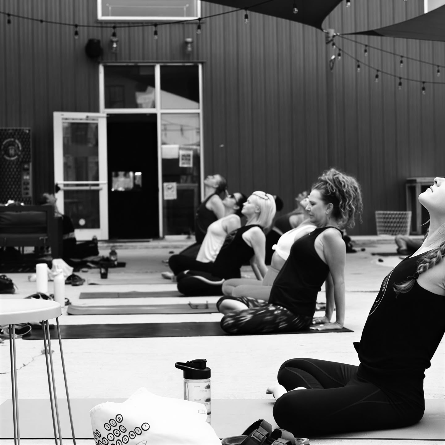 Yoga hos VFW Post 1 | Denver