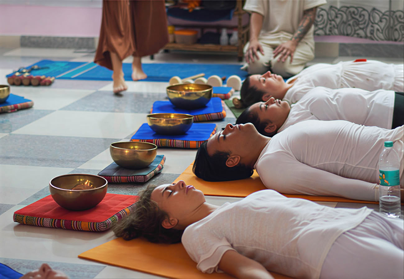 10 dages forfriskende yoga-retreat med vandfaldsvandring