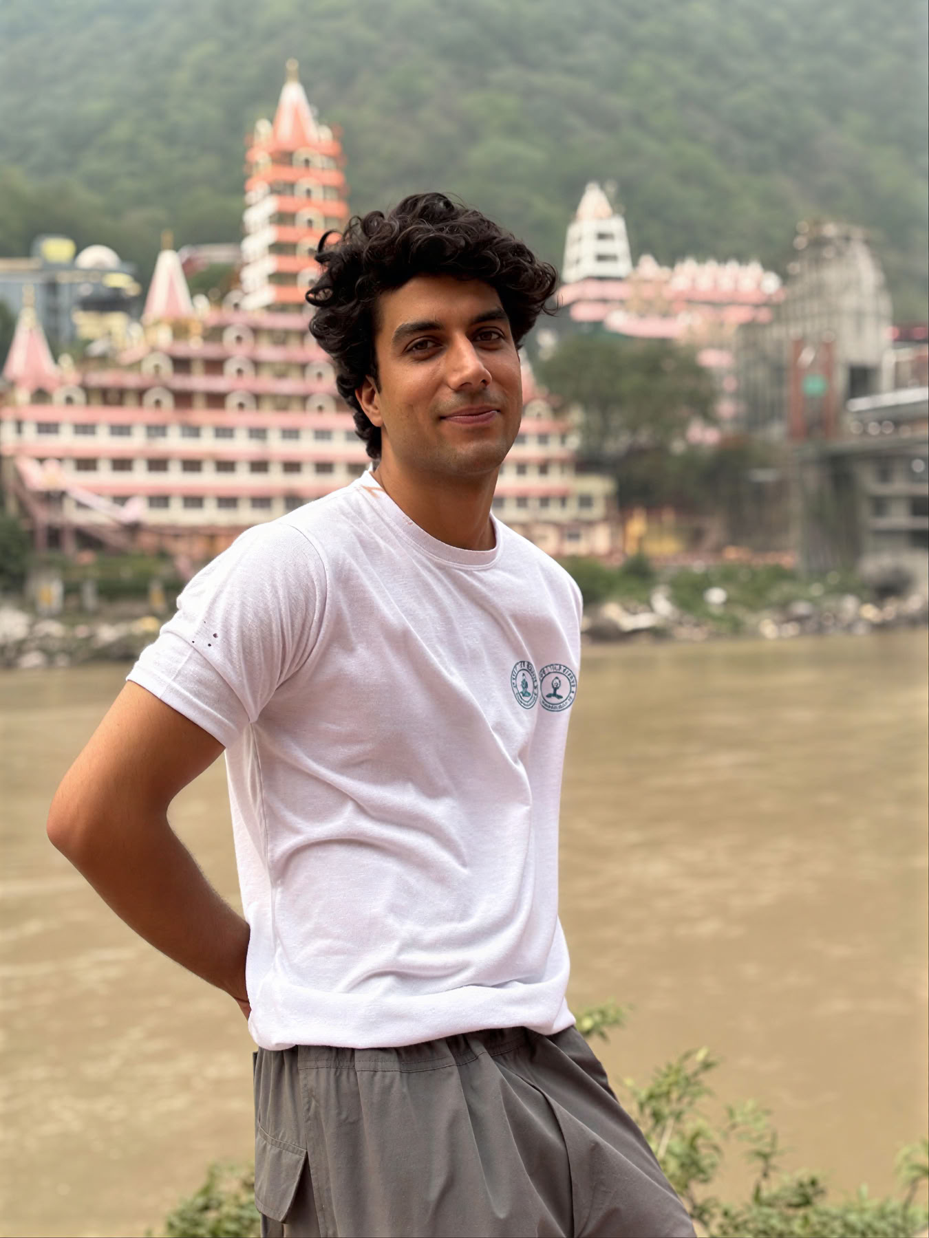 100-timers yogalæreruddannelse i Rishikesh